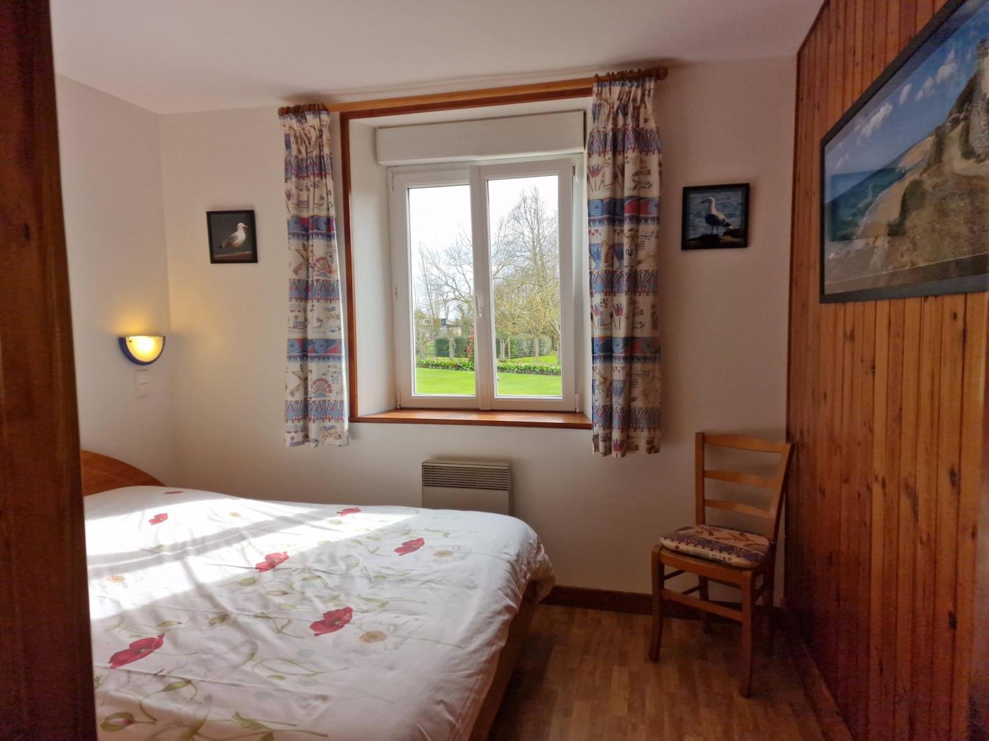 Le Dy En Fleurs Saint-Maurice-en-Cotentin Exterior foto