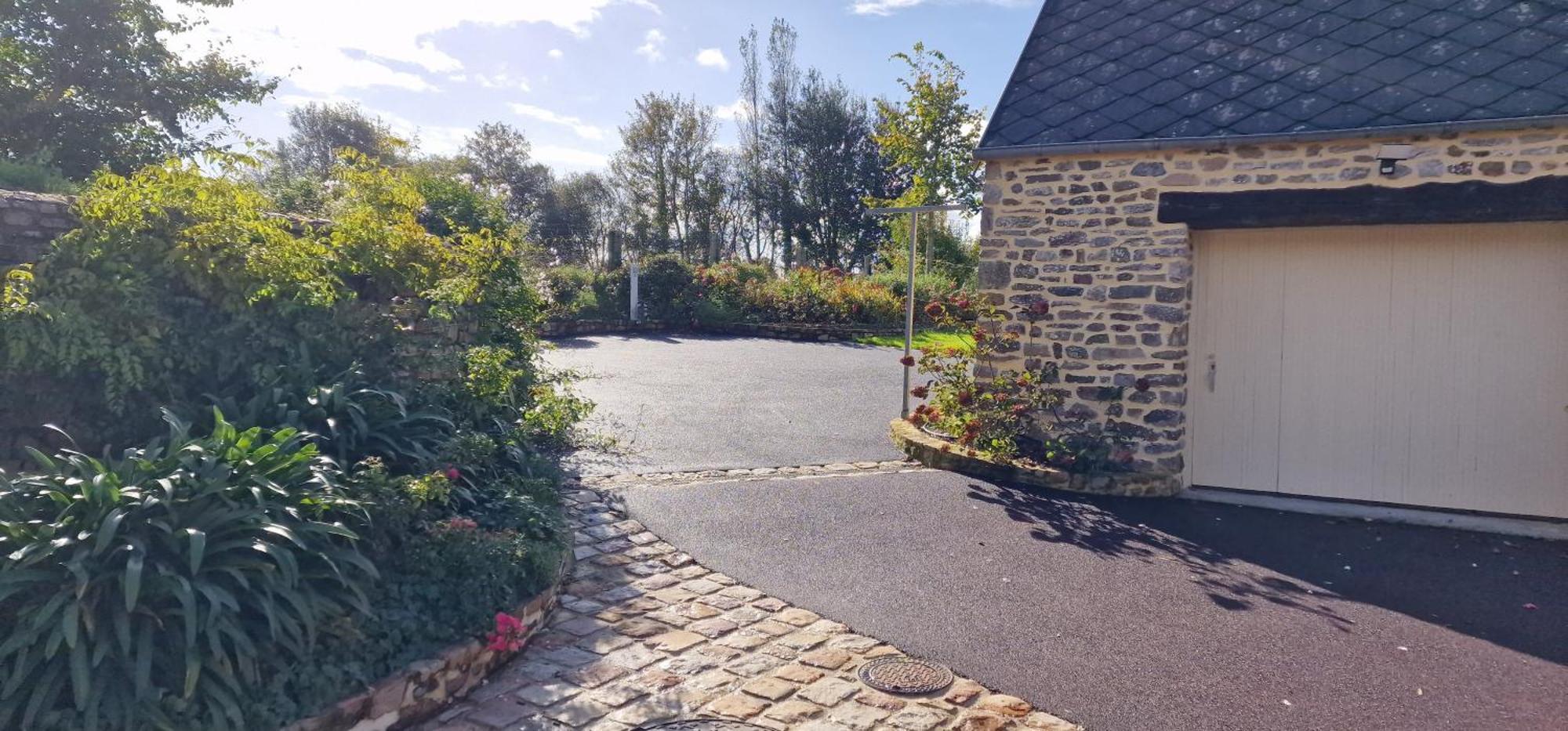 Le Dy En Fleurs Saint-Maurice-en-Cotentin Exterior foto